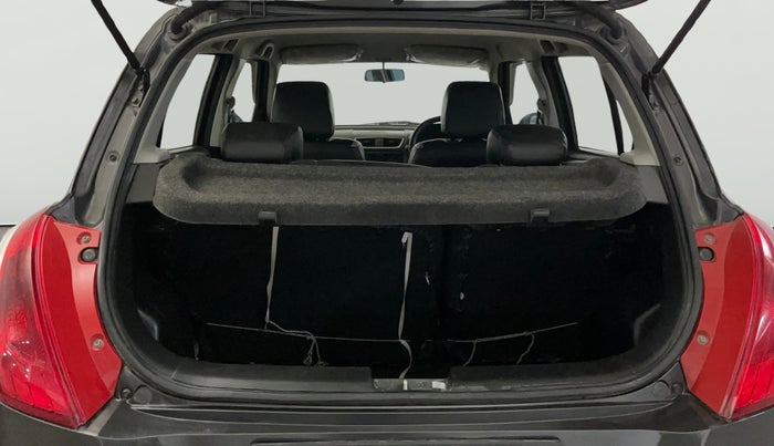 2015 Maruti Swift VXI, Petrol, Manual, 30,231 km, Boot Open Zoomed View