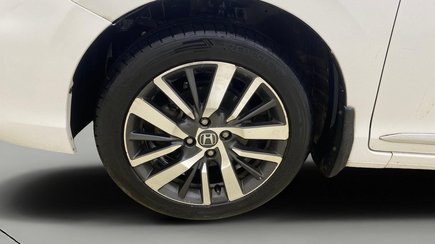 2021 Honda City 1.5L I-VTEC ZX, Petrol, Manual, 1,39,863 km, Left Front Wheel