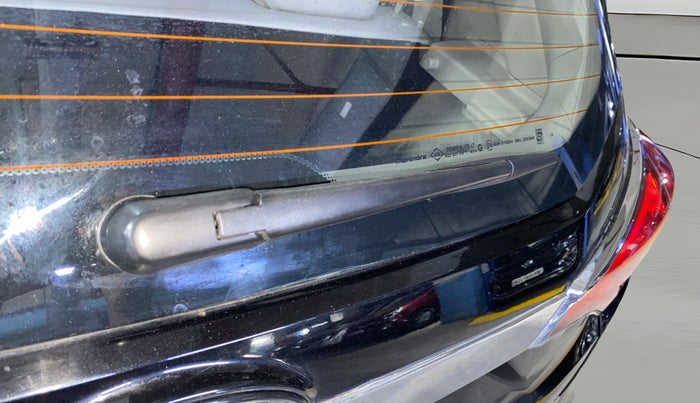 2021 Mahindra XUV300 W8 1.2 PETROL, Petrol, Manual, 53,404 km, Rear Wiper