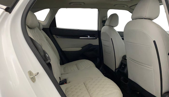 2021 KIA SELTOS HTX IVT 1.5 PETROL, Petrol, Automatic, 82,069 km, Right Side Rear Door Cabin