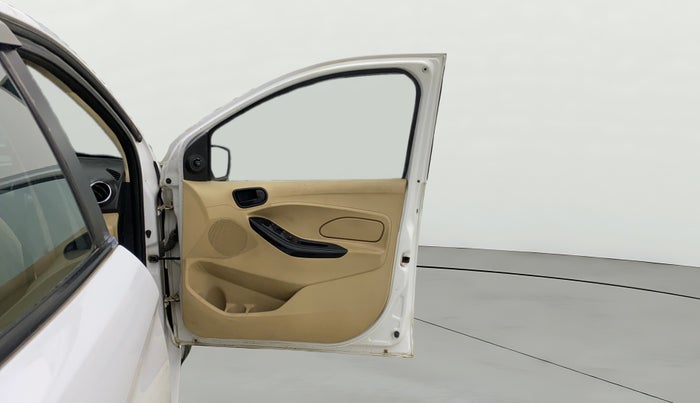 2019 Ford Figo Aspire TITANIUM1.5 DIESEL, Diesel, Manual, 1,16,244 km, RHS Front Door