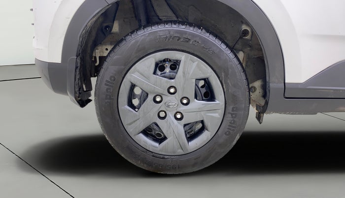 2024 Hyundai VENUE SX 1.2 PETROL, Petrol, Manual, 55,647 km, Right Rear Wheel