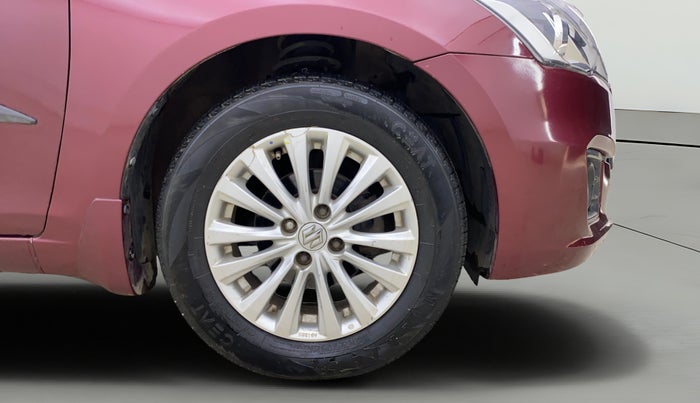 2014 Maruti Ciaz ZDI, Diesel, Manual, 71,574 km, Right Front Wheel