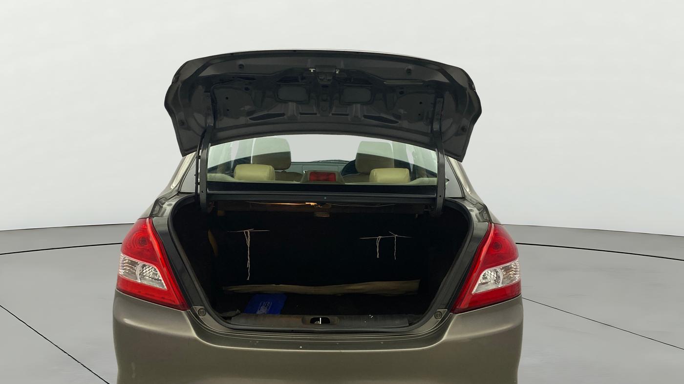 2015 Maruti Swift Dzire VXI, Petrol, Manual, 98,389 km, Boot Door Open