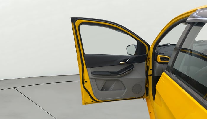 2020 Tata Tiago XZ PLUS PETROL, Petrol, Manual, 10,235 km, LHS Front Door