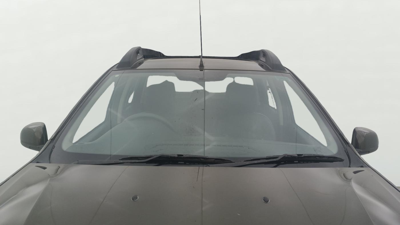 2020 Renault Duster RXS 1.3 TURBO PETROL MT, Petrol, Manual, 53,156 km, Front Windshield