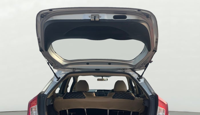 2016 Honda Jazz 1.2L I-VTEC SV, Petrol, Manual, 97,558 km, Boot Door Open