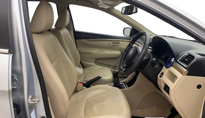 2022 Maruti Ciaz ALPHA 1.5 SHVS PETROL, Petrol, Manual, 34,894 km, Right Side Front Door Cabin