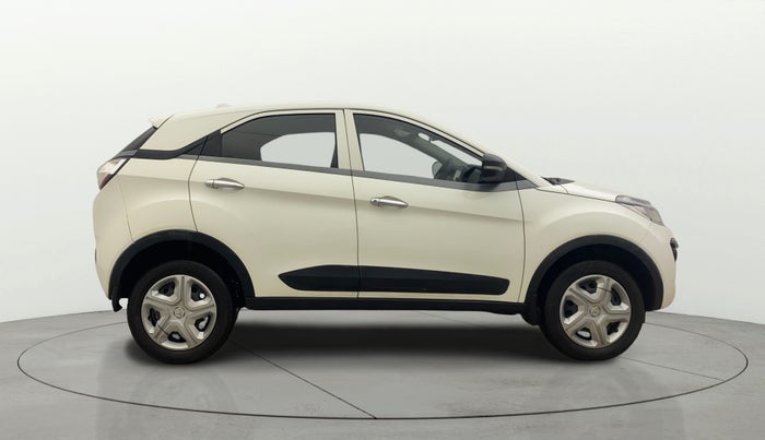 2018 Tata NEXON XM PETROL, Petrol, Manual, 91,949 km, Right Side View