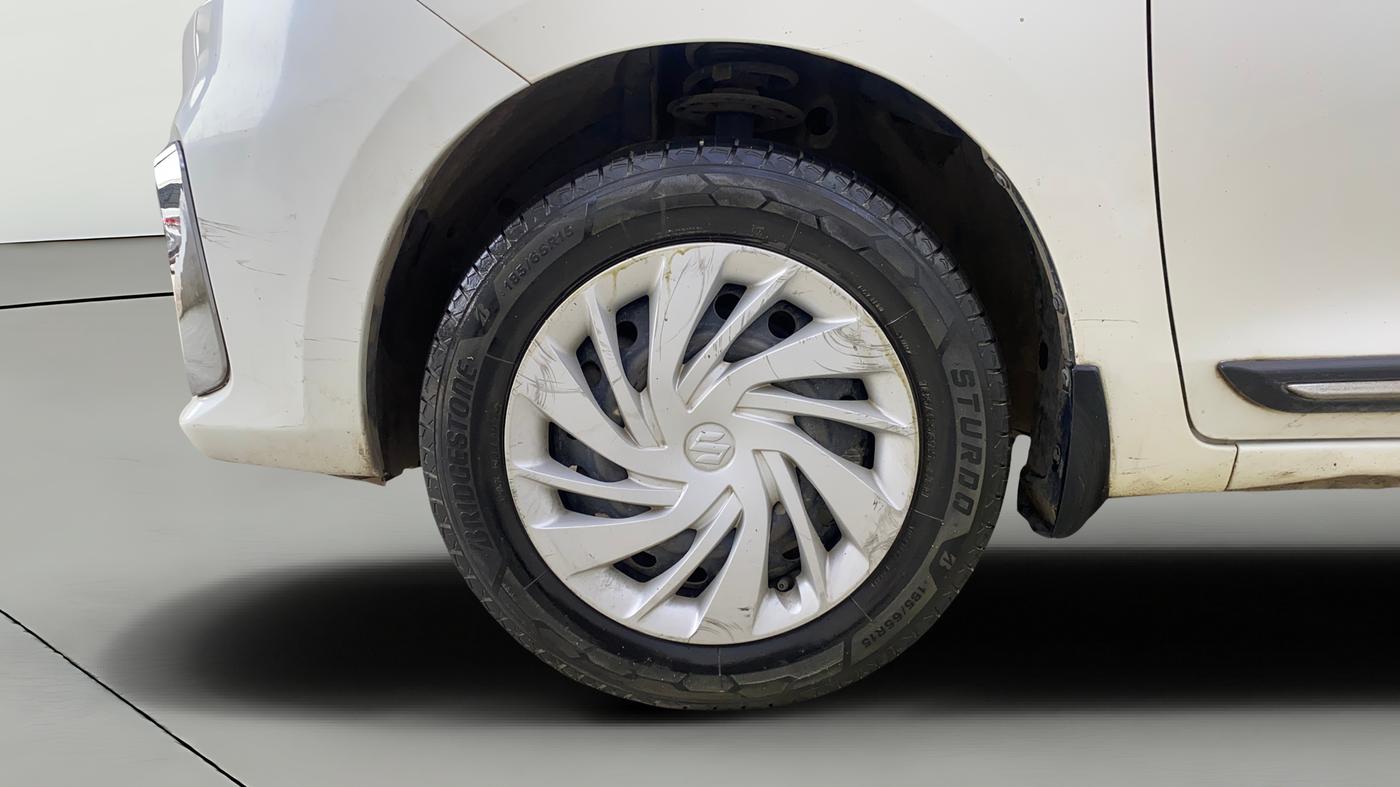 2021 Maruti Ertiga VXI AT SHVS, Petrol, Automatic, 1,37,349 km, Left Front Wheel