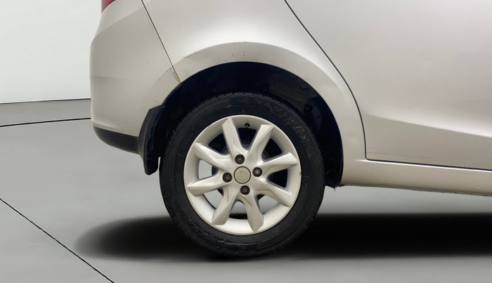 2017 Tata Zest XT PETROL, Petrol, Manual, 64,794 km, Right Rear Wheel