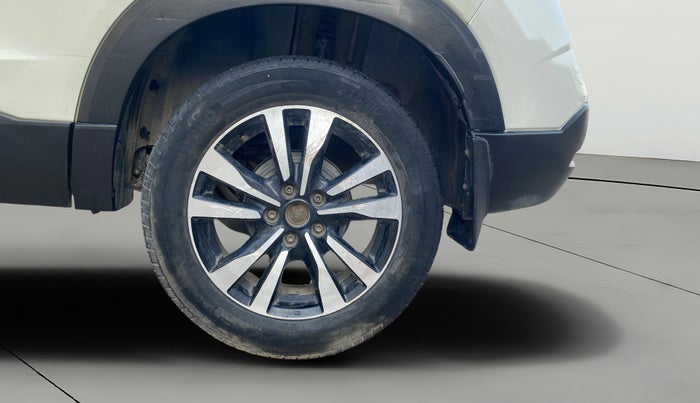 2019 Nissan Kicks XV 1.5, Petrol, Manual, 70,782 km, Left Rear Wheel