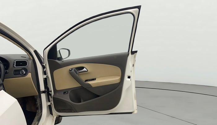 2017 Volkswagen Vento HIGHLINE PETROL AT, Petrol, Automatic, 76,300 km, RHS Front Door