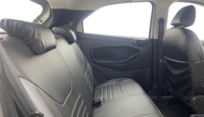 2019 Ford New Figo TITANIUM 1.2 PETROL MT, Petrol, Manual, 28,912 km, Right Side Rear Door Cabin