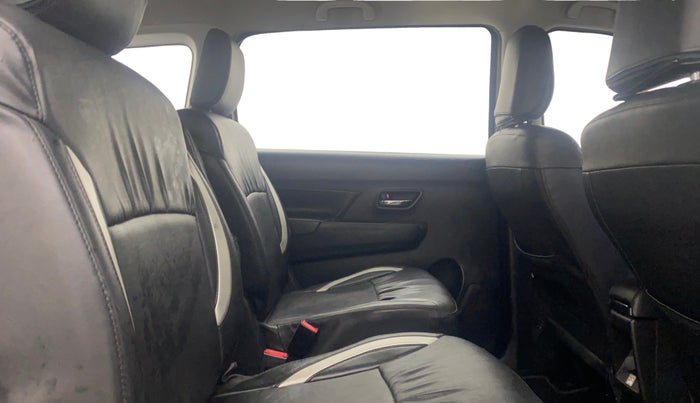 2021 Maruti XL6 ZETA MT, Petrol, Manual, 83,481 km, Right Side Rear Door Cabin