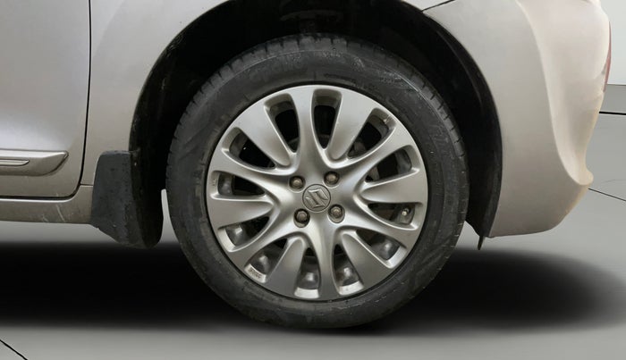 2016 Maruti Baleno ZETA PETROL 1.2, Petrol, Manual, 32,438 km, Right Front Wheel
