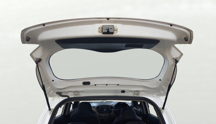 2016 Hyundai Grand i10 MAGNA 1.2 KAPPA VTVT, Petrol, Manual, 68,734 km, Boot Door Open