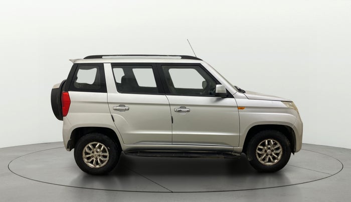 2016 Mahindra TUV300 T8, Diesel, Manual, 1,19,162 km, Right Side View