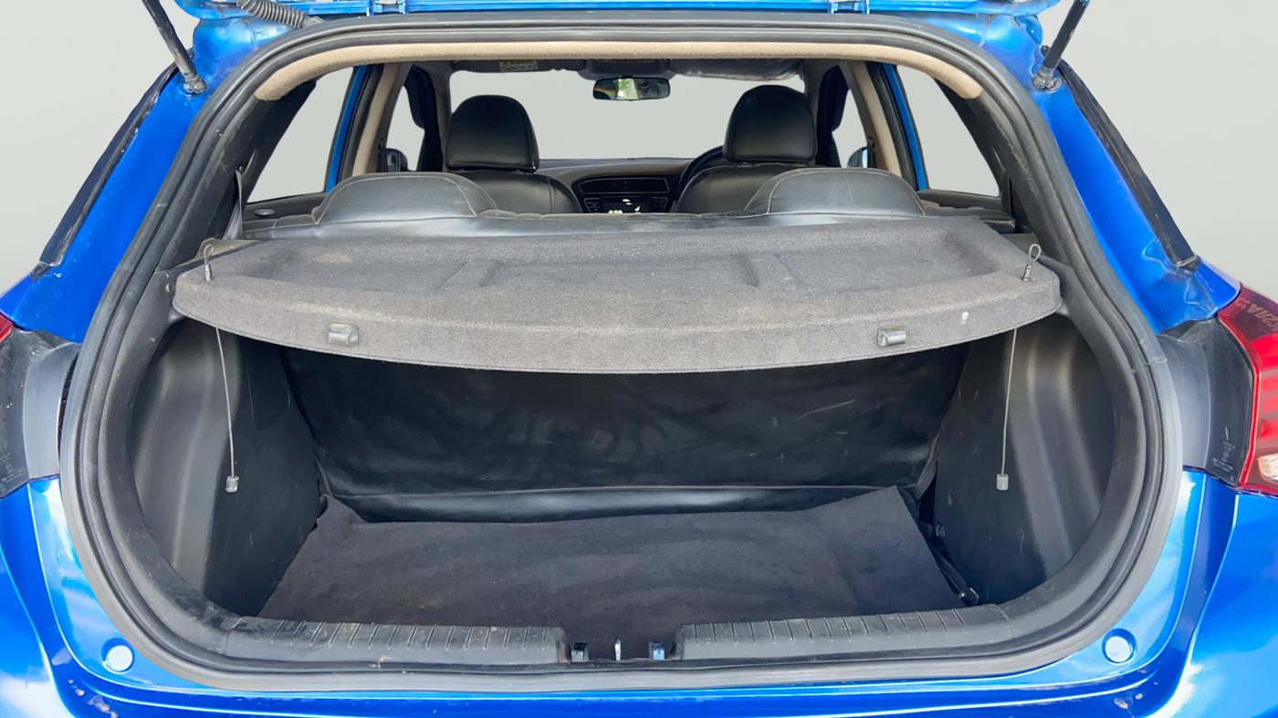 2019 Hyundai Elite i20 SPORTZ PLUS 1.2, Petrol, Manual, 72,419 km, Boot Open Zoomed View