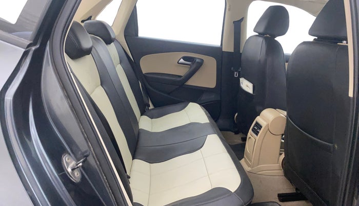 2017 Volkswagen Ameo HIGHLINE PLUS 1.5L AT 16 ALLOY, Diesel, Automatic, 84,772 km, Right Side Rear Door Cabin