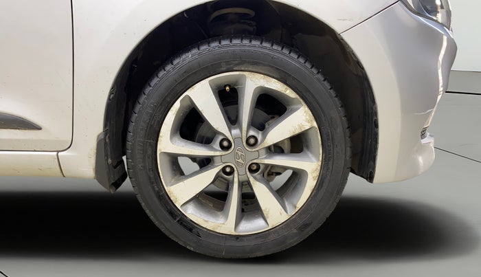 2016 Hyundai Elite i20 SPORTZ 1.2, Petrol, Manual, 39,855 km, Right Front Wheel