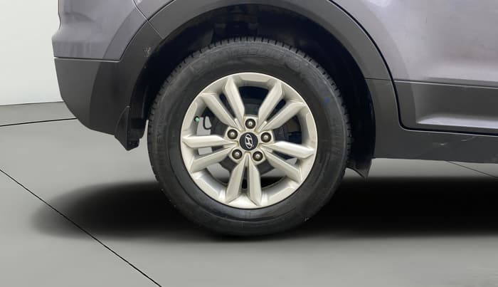 2017 Hyundai Creta SX PLUS 1.6 PETROL, Petrol, Manual, 86,750 km, Right Rear Wheel