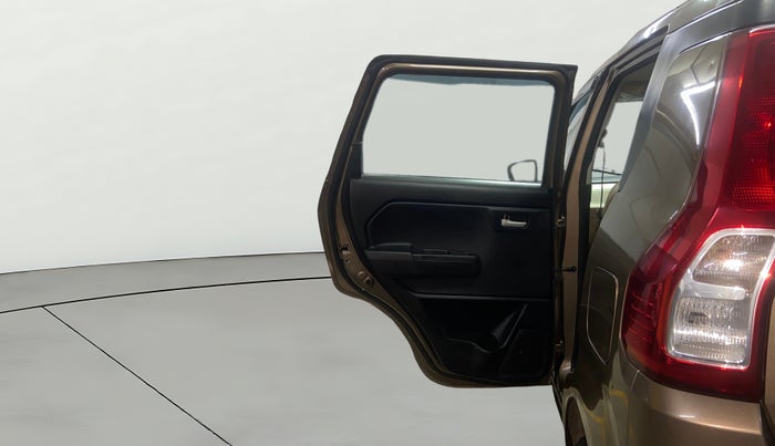 2022 Maruti New Wagon-R VXI 1.0, CNG, Manual, 82,667 km, LHS Rear Door