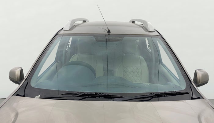 2015 Nissan Terrano XV D THP PREMIUM 110 PS, Diesel, Manual, 74,691 km, Front Windshield