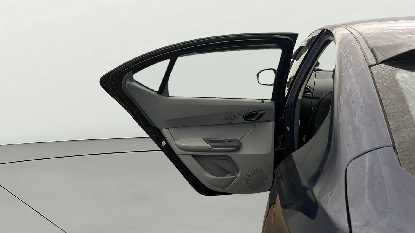 2022 Tata TIGOR XZ CNG, CNG, Manual, 91,707 km, LHS Rear Door