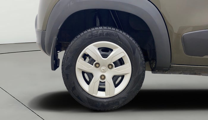 2016 Renault Kwid RXT 0.8, Petrol, Manual, 31,384 km, Right Rear Wheel