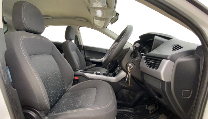 2022 Tata NEXON XM PETROL, Petrol, Manual, 56,901 km, Right Side Front Door Cabin