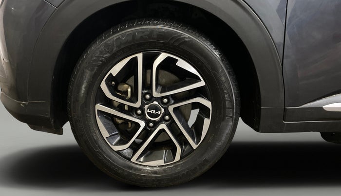 2023 KIA CARENS LUXURY PLUS 1.5 TURBO PETROL DCT 7 STR, Petrol, Automatic, 35,854 km, Left Front Wheel