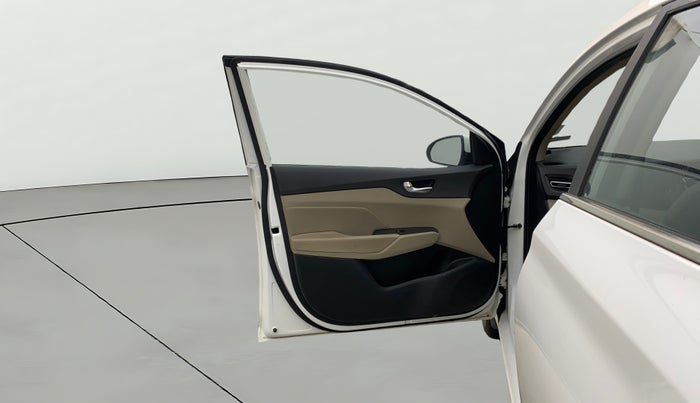 2022 Hyundai Verna SX (O)1.5 MPi, Petrol, Manual, 41,963 km, LHS Front Door