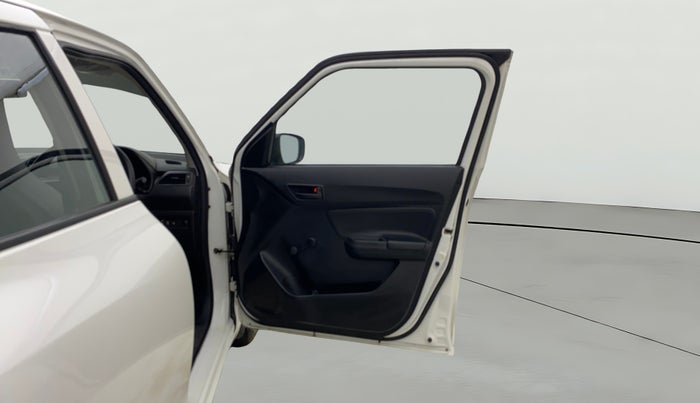 2022 Maruti Swift LXI, Petrol, Manual, 27,338 km, RHS Front Door