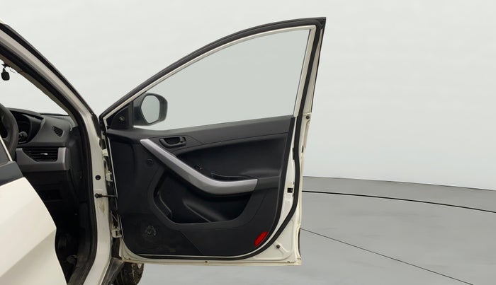 2023 Tata NEXON XE PETROL, Petrol, Manual, 20,709 km, RHS Front Door