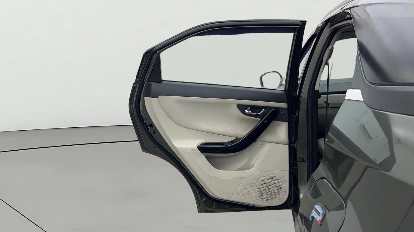 2022 Tata NEXON XZ PLUS PETROL SUNROOF, Petrol, Manual, 38,833 km, LHS Rear Door