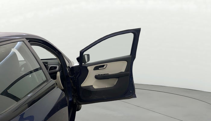 2023 Tata ALTROZ XZA + SUNROOF, Petrol, Automatic, 33,944 km, RHS Front Door