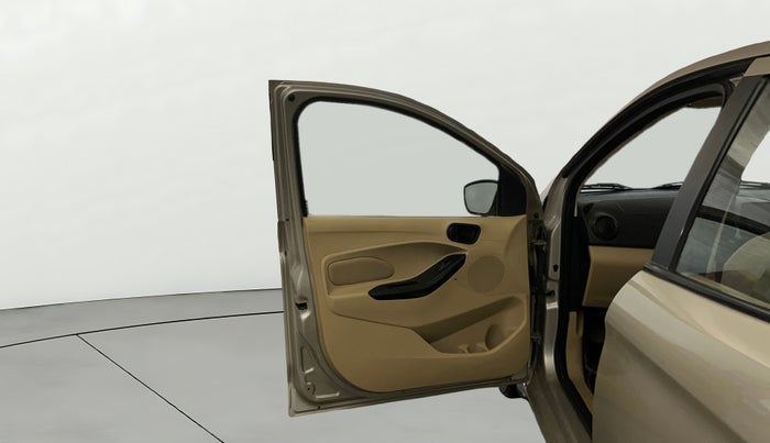 2021 Ford Figo Aspire TITANIUM 1.2 PETROL, Petrol, Manual, 45,310 km, LHS Front Door