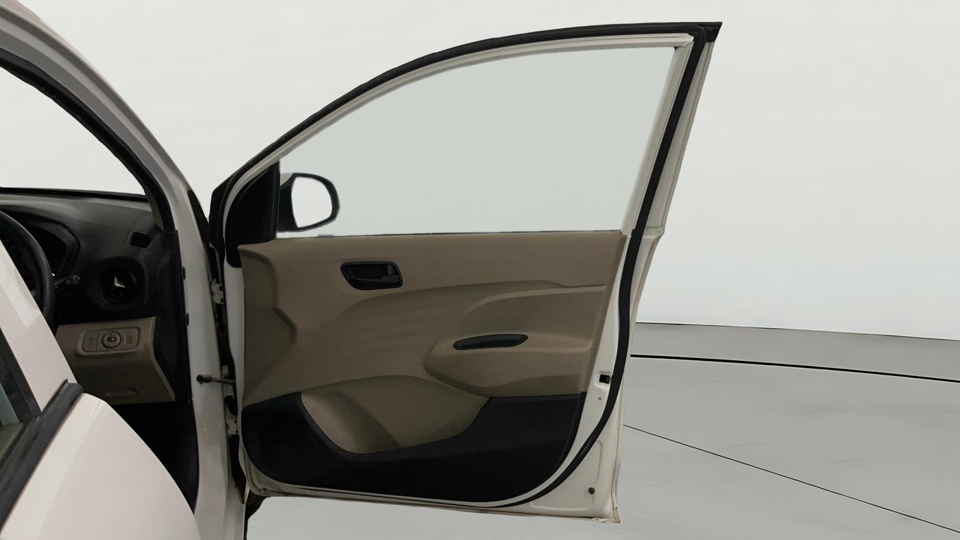 2021 Hyundai NEW SANTRO SPORTZ EXECUTIVE MT CNG, CNG, Manual, 40,032 km, RHS Front Door