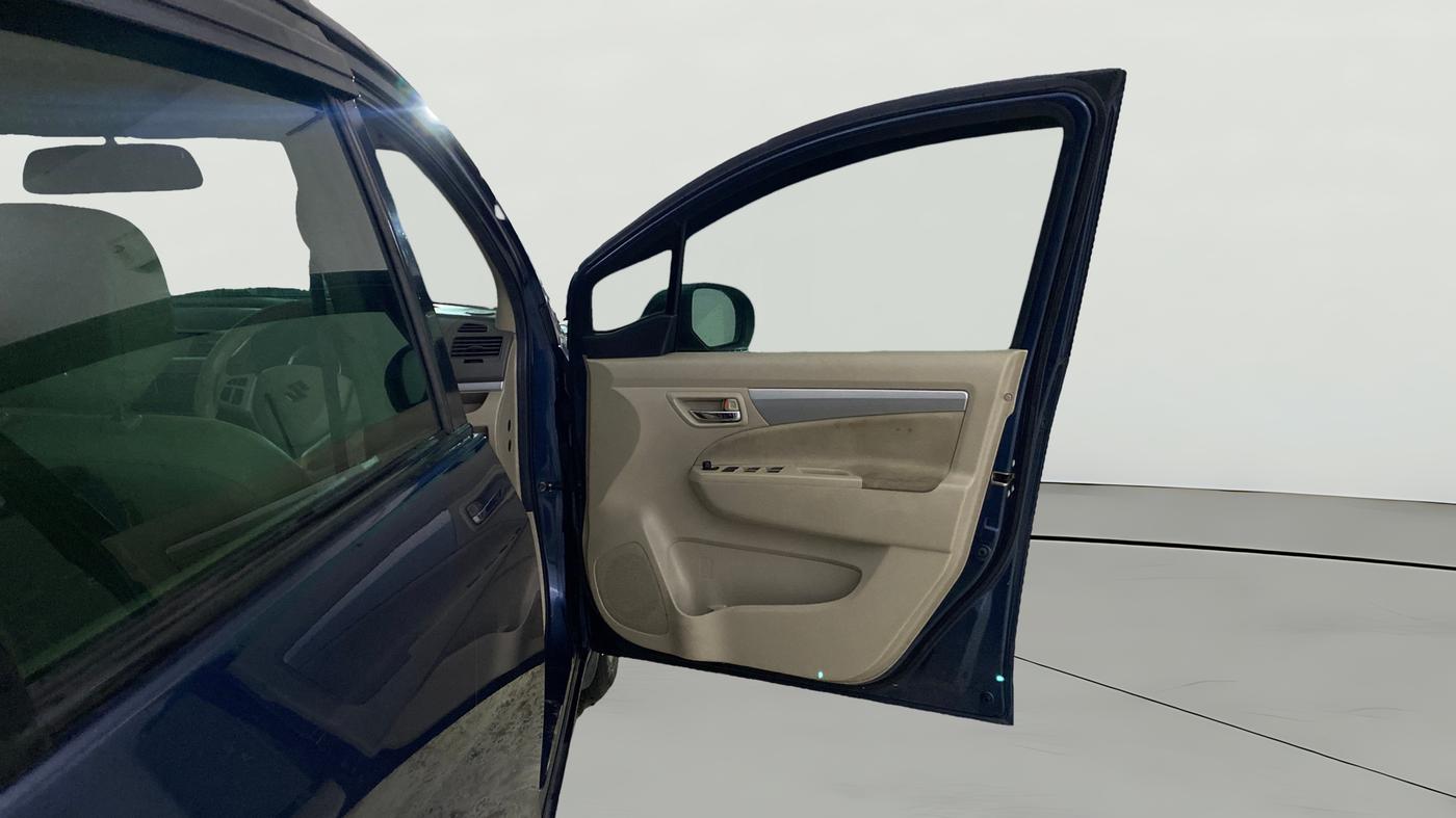 2018 Maruti Ertiga VXI CNG, CNG, Manual, 47,242 km, RHS Front Door