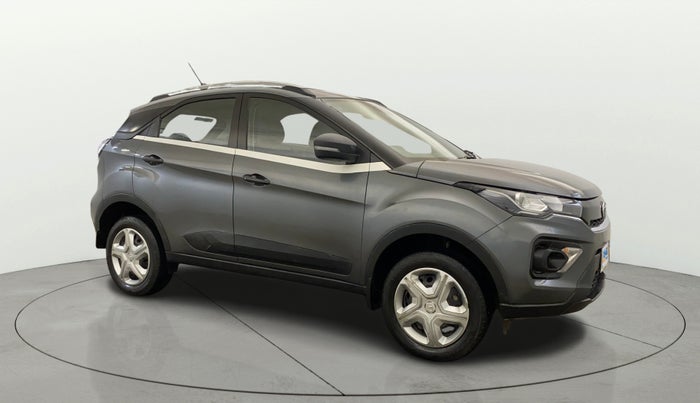 2022 Tata NEXON XM SUNROOF PETROL, Petrol, Manual, 32,800 km, Right Front Diagonal