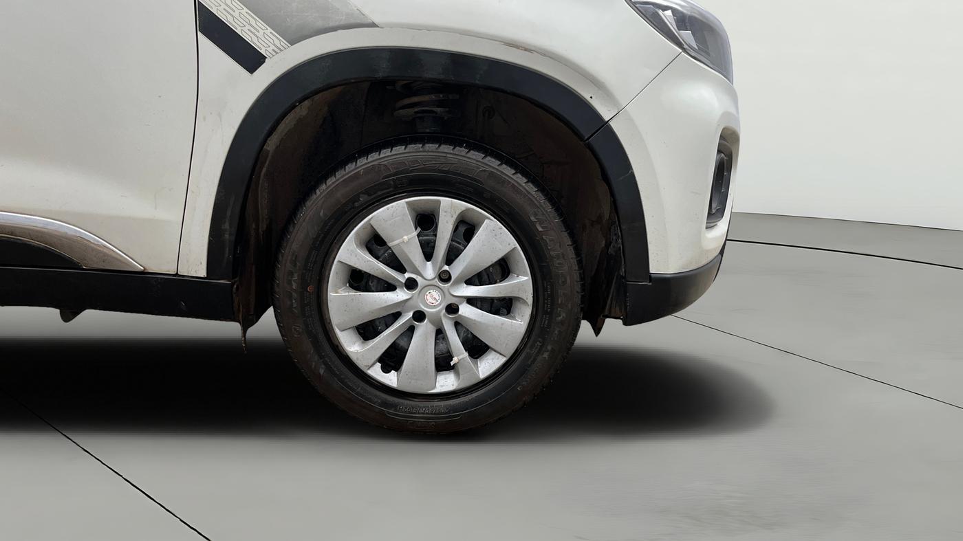 2020 Maruti Vitara Brezza VXI, Petrol, Manual, 57,447 km, Right Front Wheel