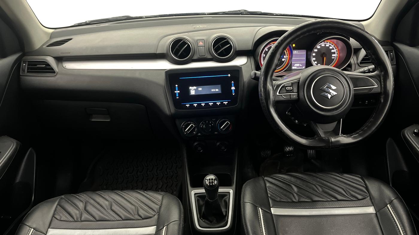 2023 Maruti Swift VXI, Petrol, Manual, 22,690 km, Dashboard