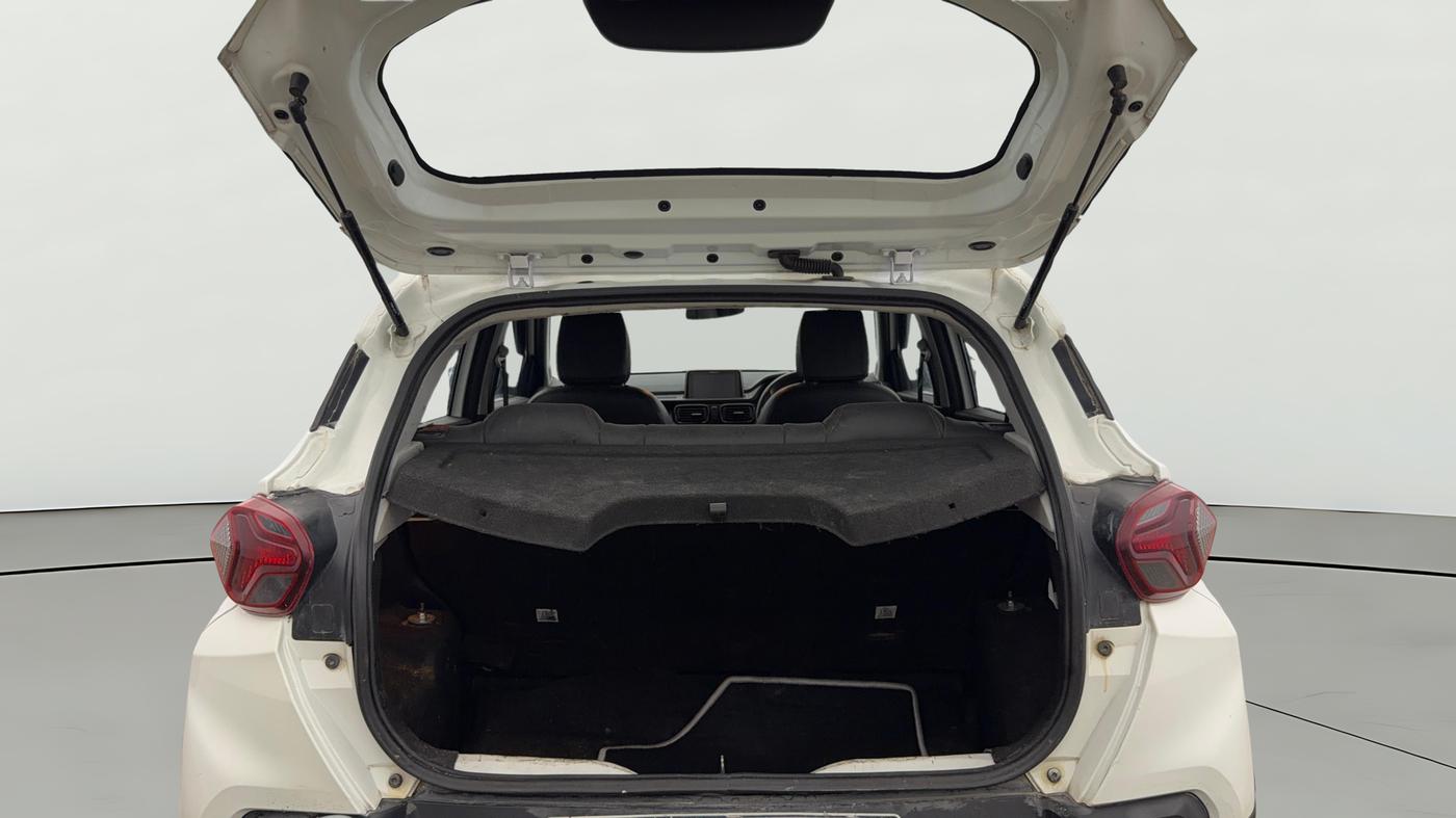 2023 Tata PUNCH ADVENTURE AMT, Petrol, Automatic, 51,819 km, Boot Open Zoomed View