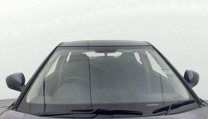 2021 Mahindra XUV300 W4 1.2 PETROL, Petrol, Manual, 34,008 km, Front Windshield