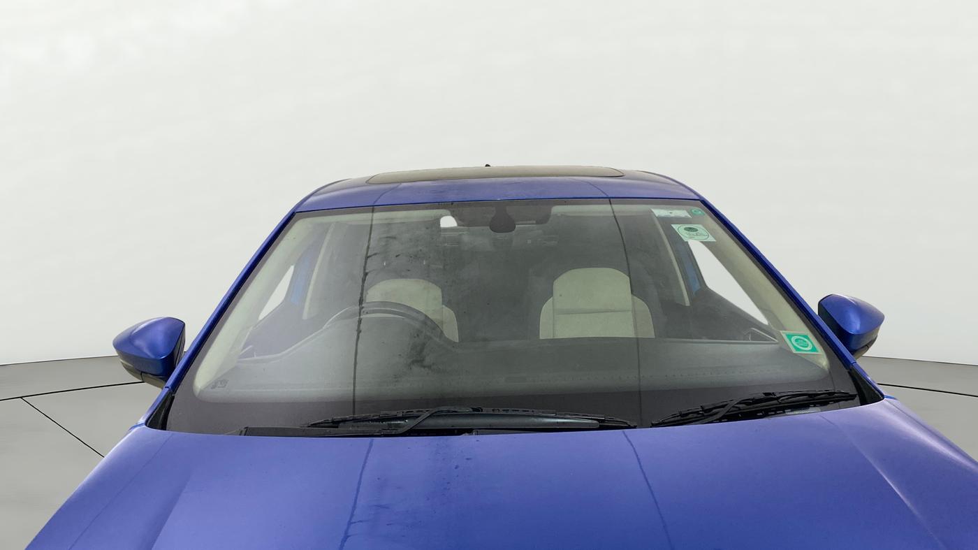 2022 Volkswagen VIRTUS TOPLINE TSI 1.0 AT, Petrol, Automatic, 30,539 km, Front Windshield