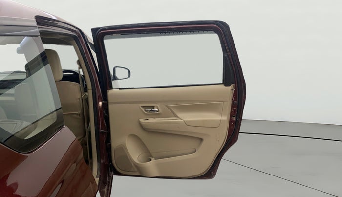 2022 Maruti Ertiga   VXI (O) CNG, CNG, Manual, 71,626 km, RHS Rear Door