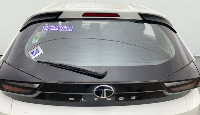 2024 Tata ALTROZ XZ CNG, CNG, Manual, 28,311 km, Rear Windshield