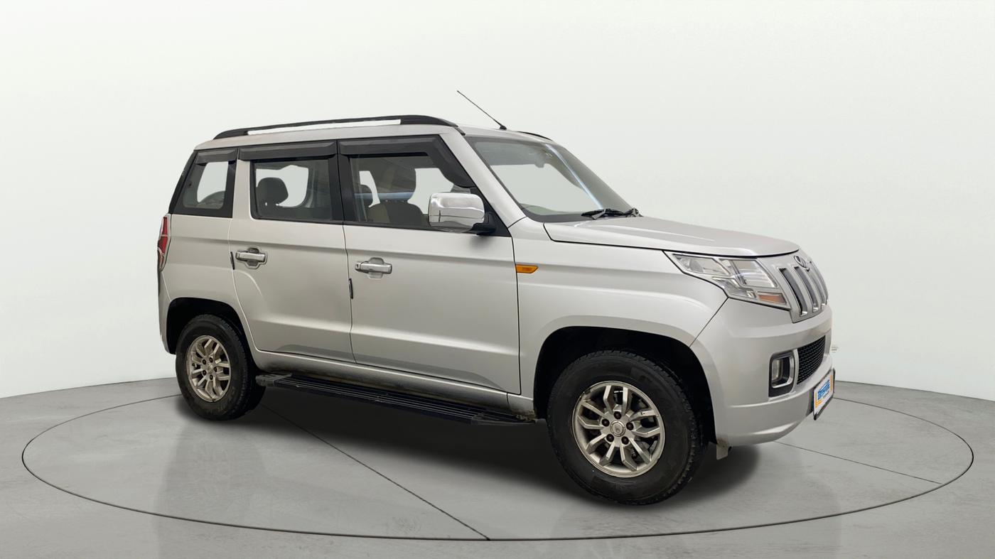 2015 Mahindra TUV300 T8, Diesel, Manual, 51,720 km, Right Front Diagonal