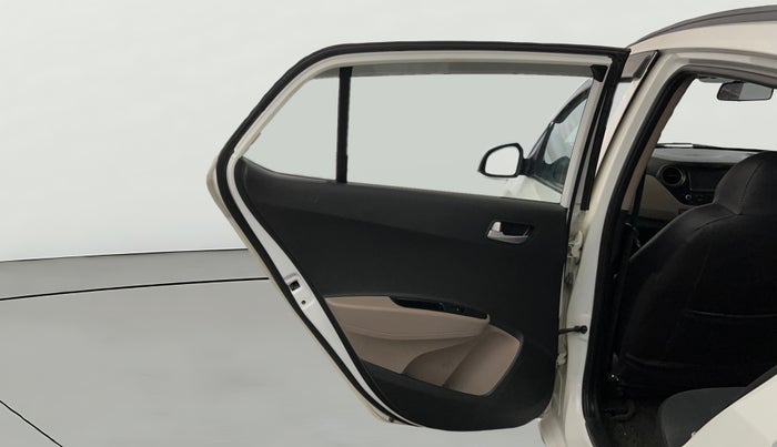 2019 Hyundai Grand i10 SPORTZ (O) AT 1.2 KAPPA VTVT, Petrol, Automatic, 59,620 km, LHS Rear Door